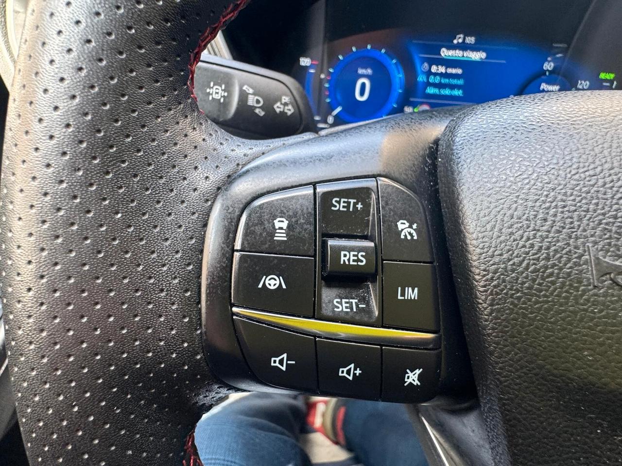 Ford Kuga 2.5 Full Hybrid 190 CV CVT 2WD ST-Line