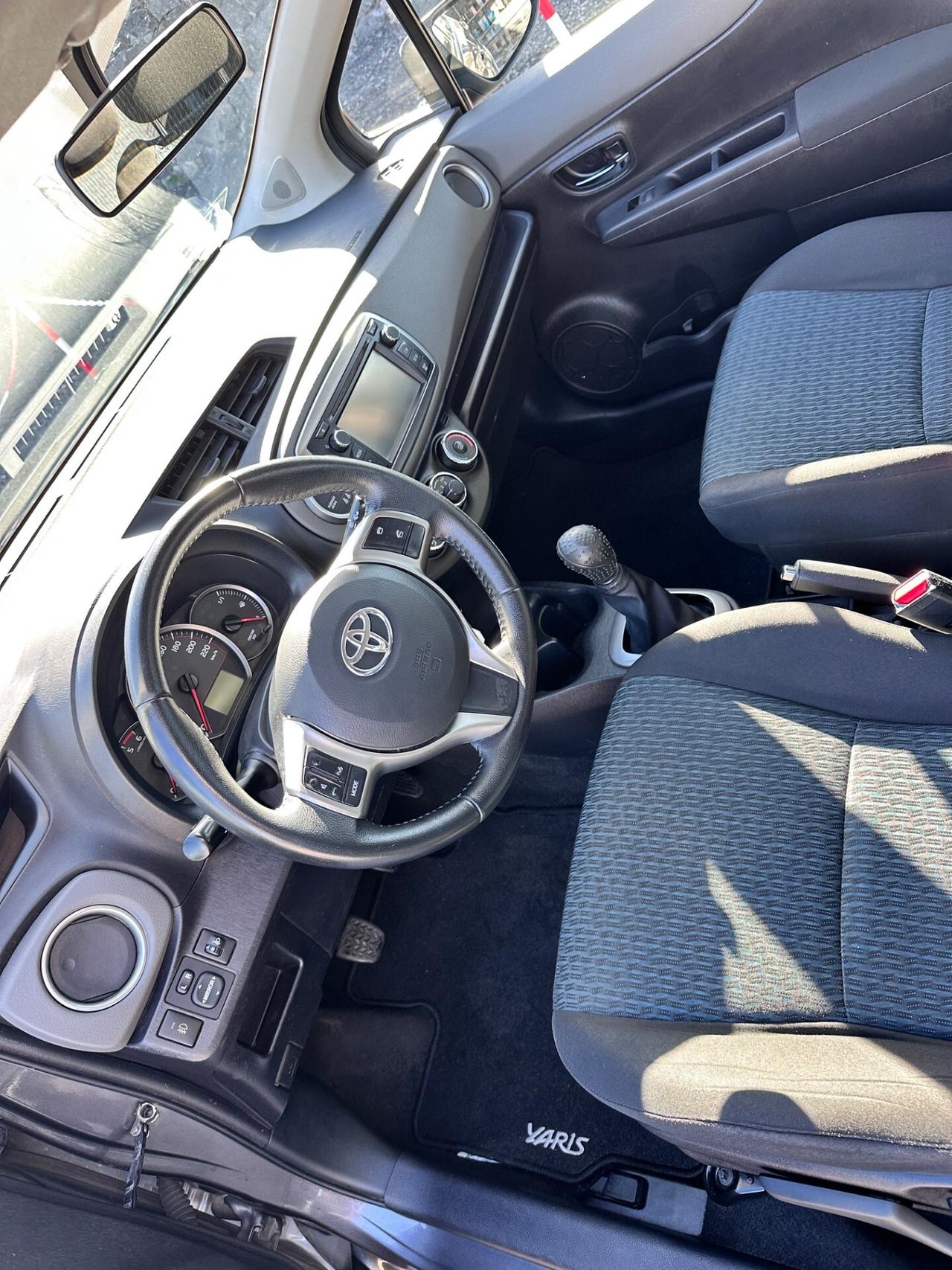 Toyota Yaris 1.4 D-4D 3 porte Lounge