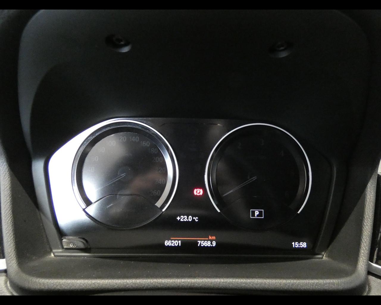 BMW X1 (F48) - X1 xDrive18d xLine