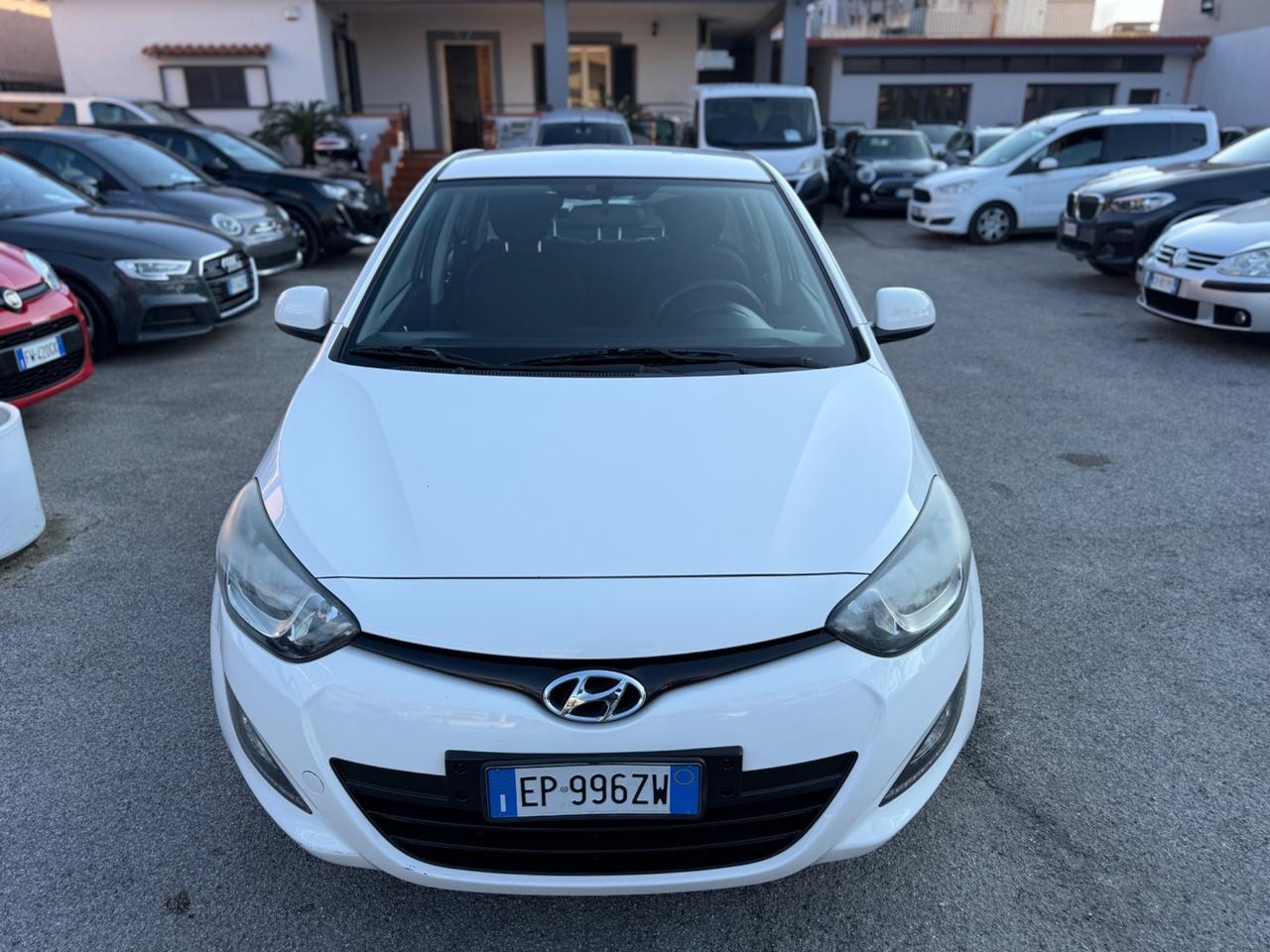 Hyundai i20 1.1 CRDi 5p. Sound Edition