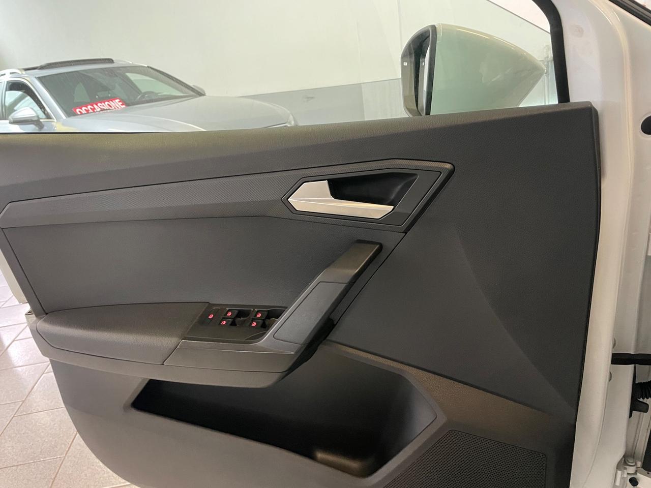 Seat Arona 1.0 EcoTSI 110 CV DSG Style Telecamera Virtual