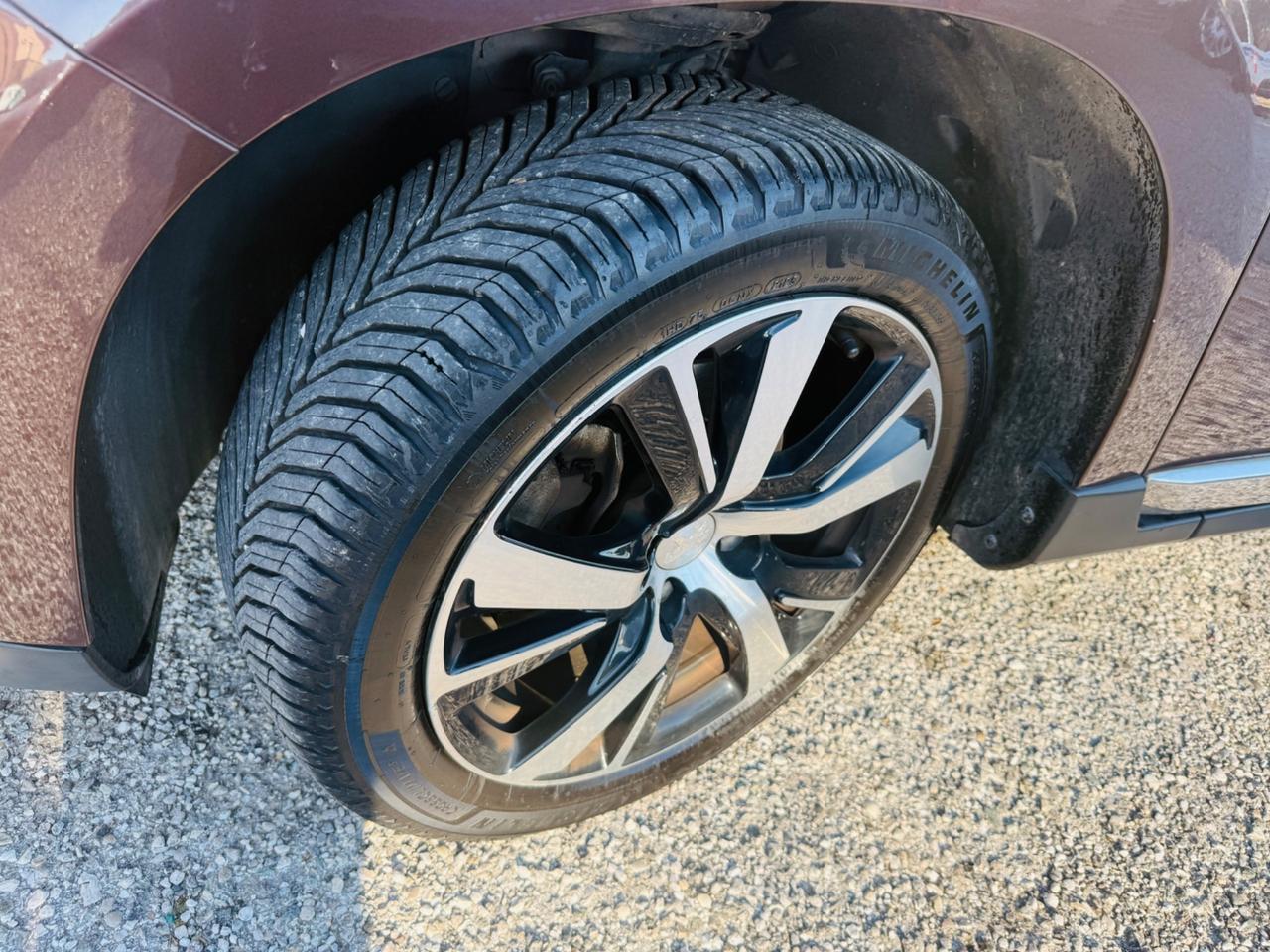 Peugeot 2008 1.6 e-HDi 115 CV Stop&Start Allure