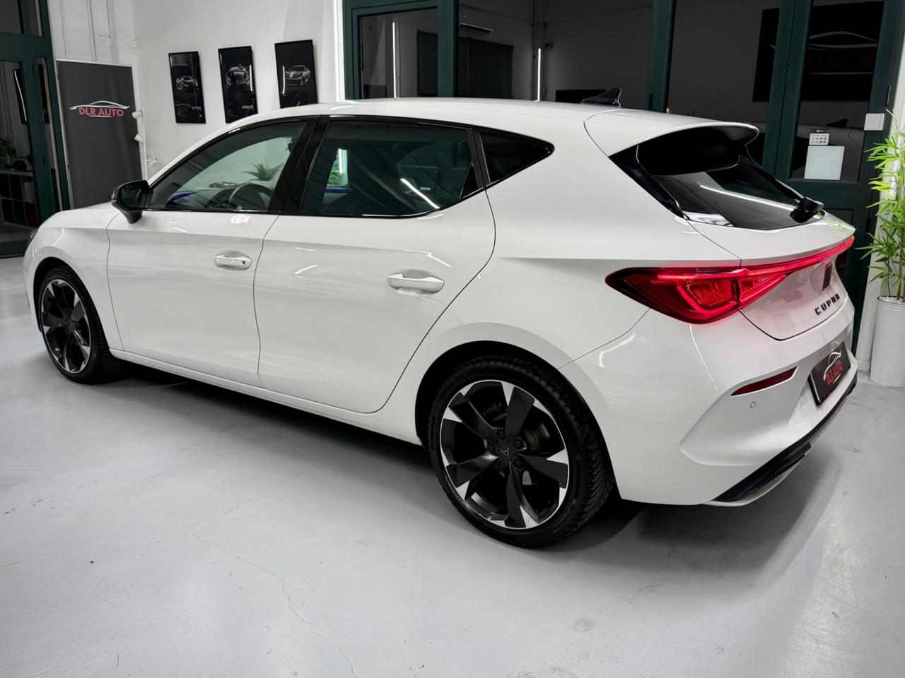 Cupra Leon 1.5 Hybrid 150 CV DSG