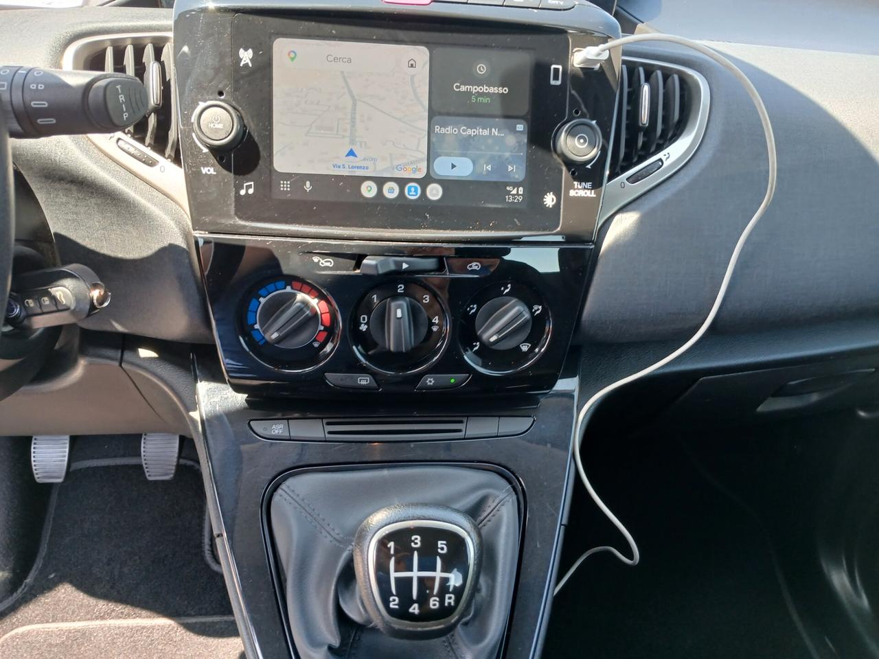 Lancia Ypsilon 1.0 HYBRID 70CV GOLD 2023