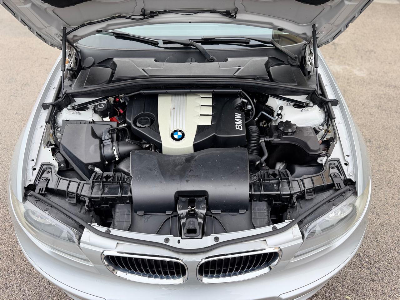 Bmw 118 118d cat 3 porte Futura PARI AL NUOVO