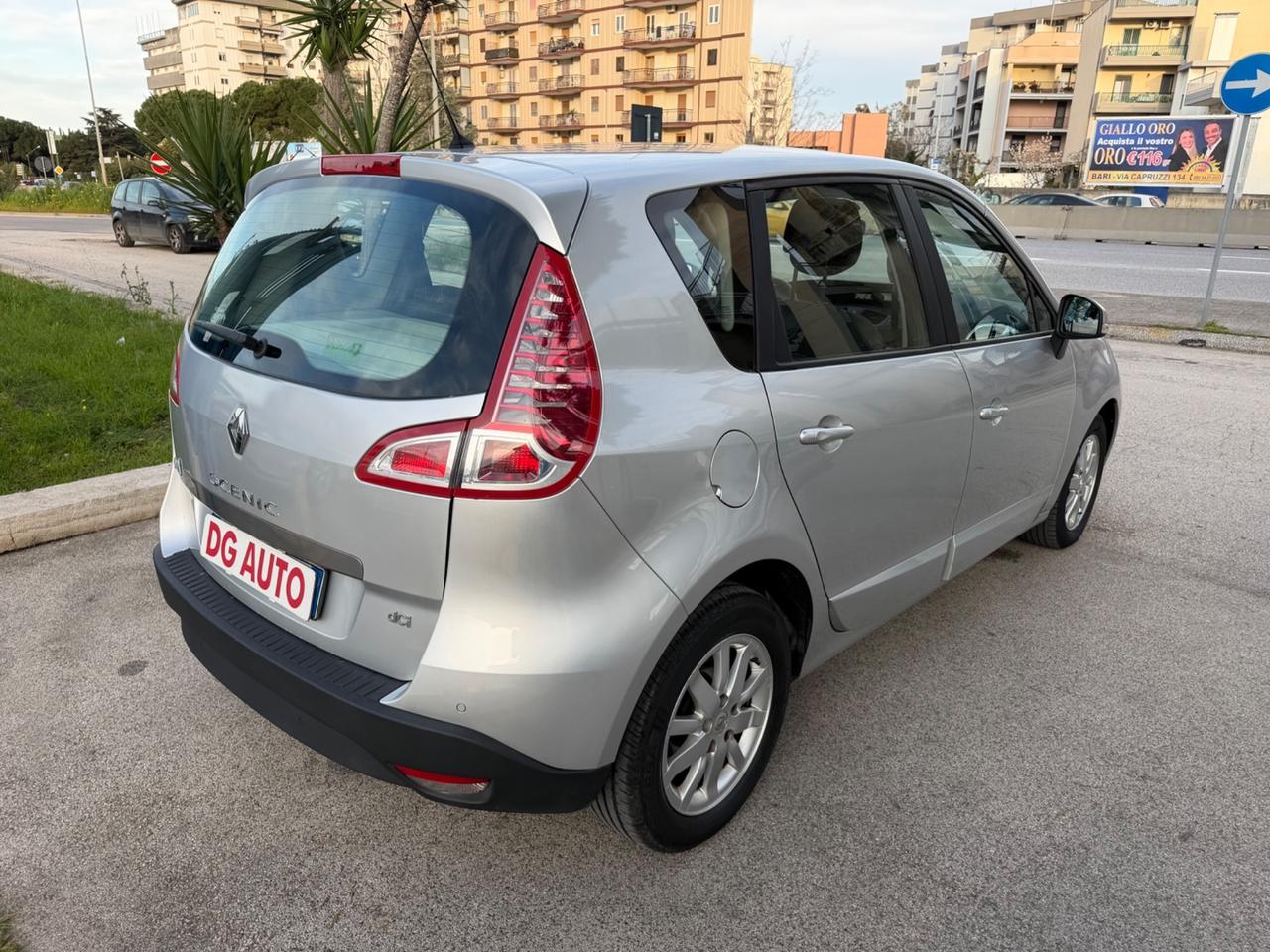 Renault Scenic 1.5 dci 110 cavalli 2011