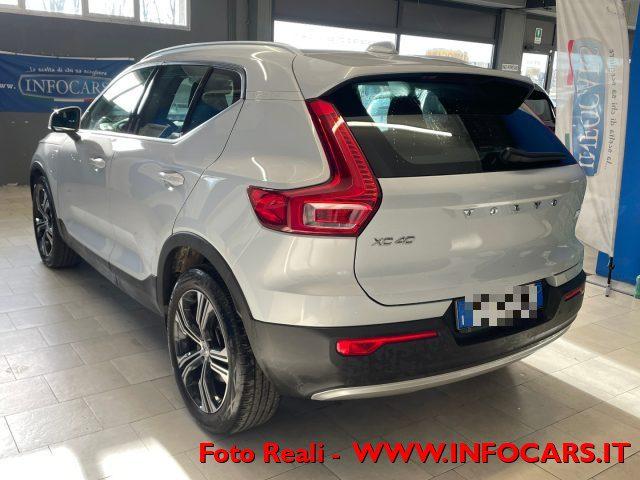 VOLVO XC40 T5 Recharge Plug-in Hybrid Inscription Expression