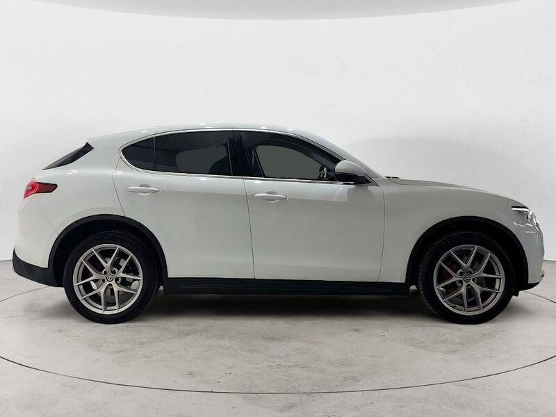 Alfa Romeo Stelvio 2.0 Turbo 280 CV AT8 Q4 First Edition
