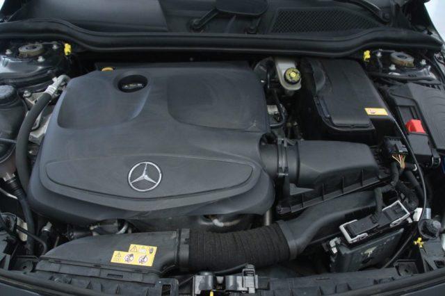 MERCEDES-BENZ CLA 250 S.W. 4Matic Automatic Premium AMG LINE/RETROCAM