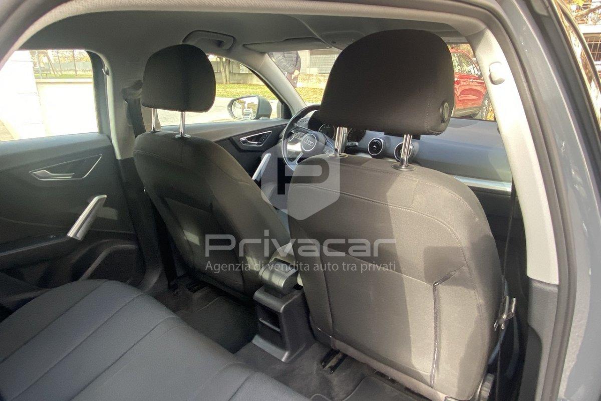 AUDI Q2 1.6 TDI S line Edition