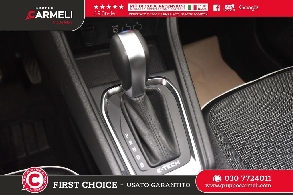 Renault Captur 1.6 E-TECH Hybrid Techno Fast Track Auto