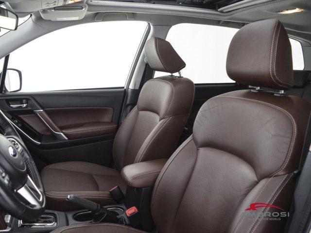 SUBARU Forester 2.0i e-boxer Un Limited Saas lineartronic