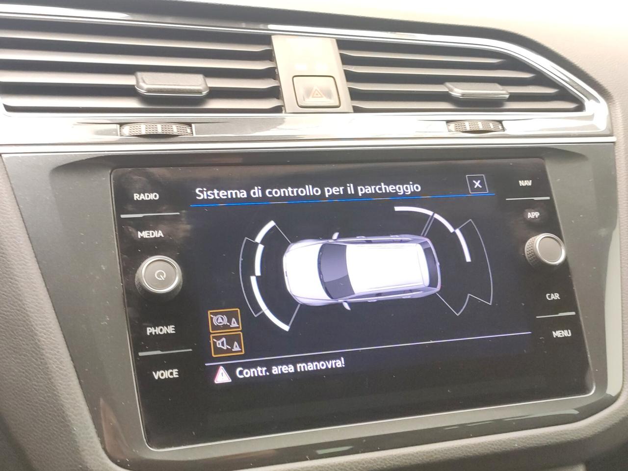 Volkswagen Tiguan 2.0 TDI 150 CV SCR DSG R-Line