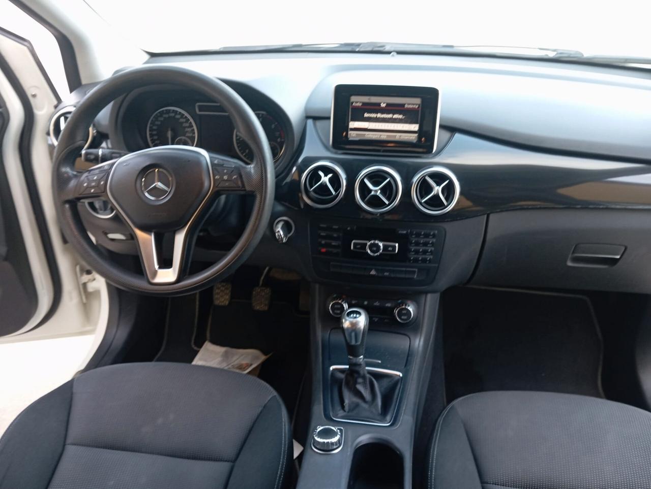 Mercedes-benz B 200 CDI BlueEFFICIENCY Executive