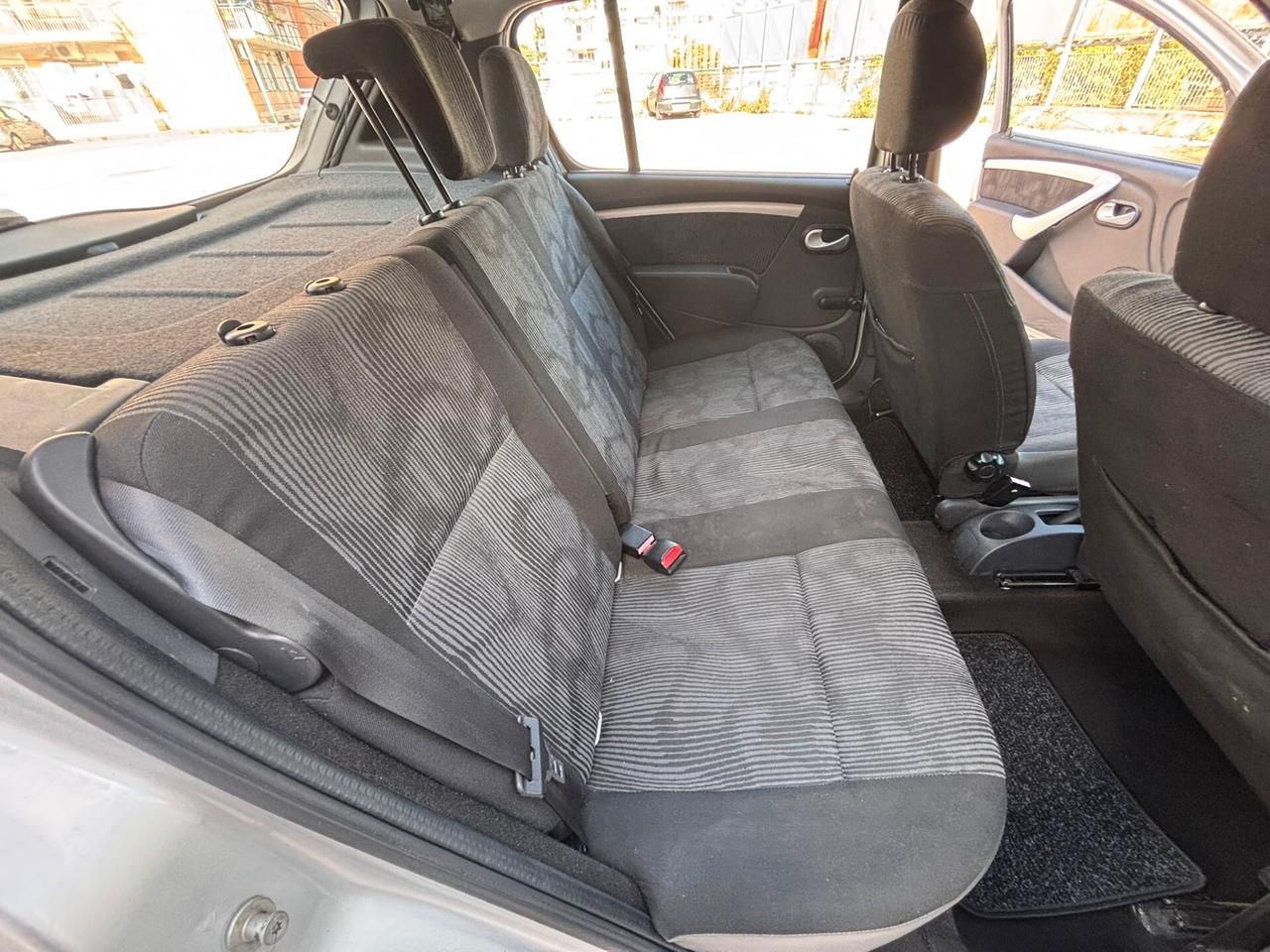 Dacia Sandero 1.48V GPL LAUREATE