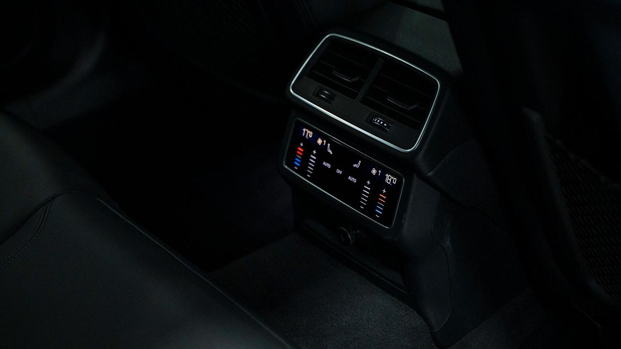 Audi A6 AVANT 40 2.0 TDI S LINE TRONIC M-HEV PELLE XENO NAVI FULL OPTIONAL