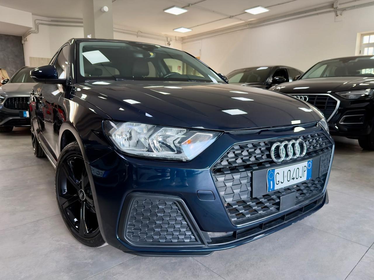 Audi A1 SPB 25 1.0 TFSI 95cv S tronic Admired 2022