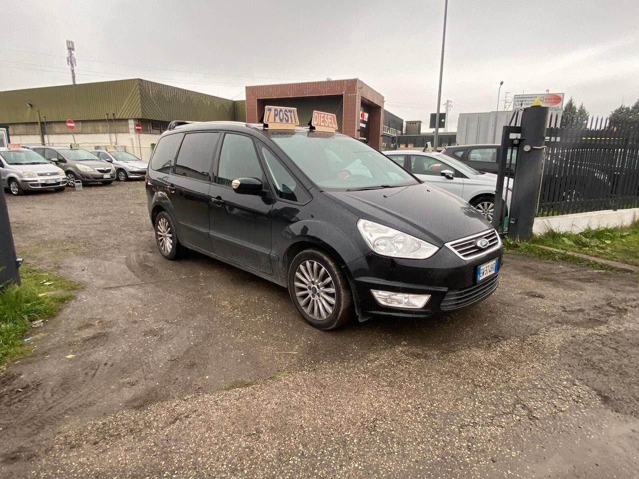 Ford Galaxy 2.0 TDCi 140 CV Powershift Nav Titanium