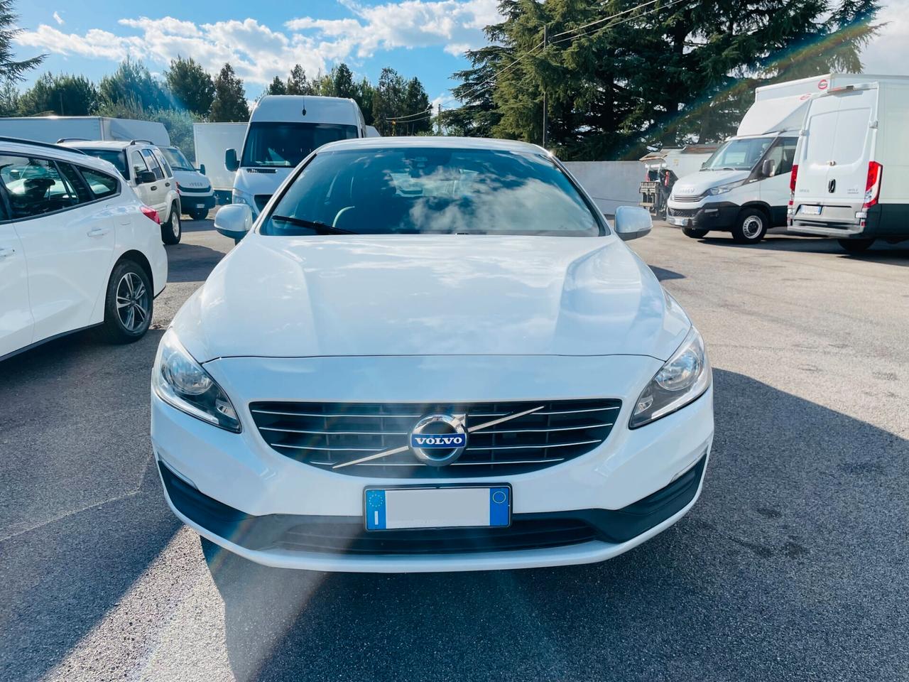 Volvo V60 D2 1.6 Momentum