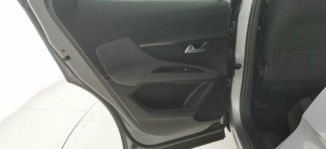 PEUGEOT 3008 BlueHDi 130 S&S Active Business