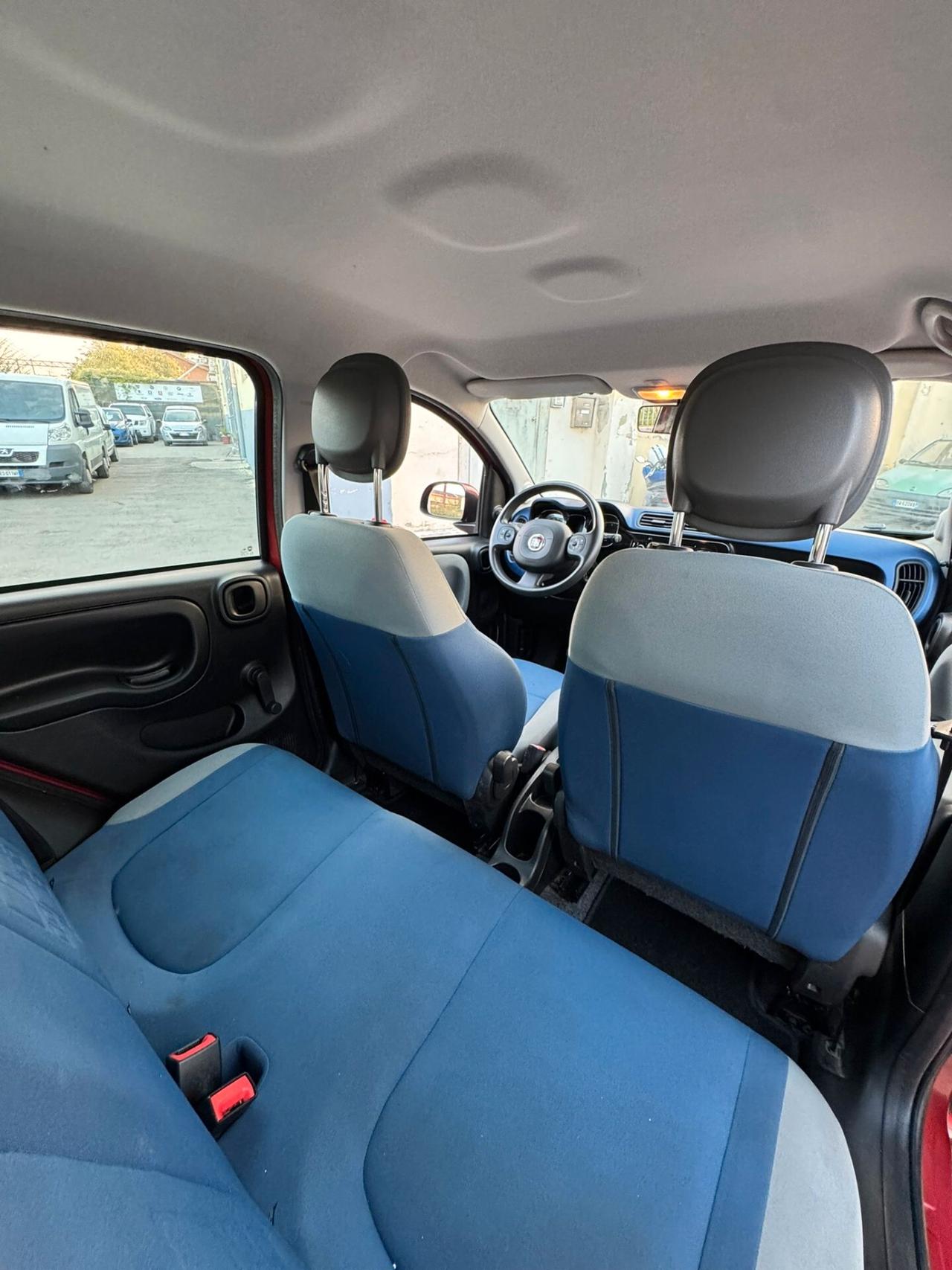 Fiat Panda 0.9 TwinAir Turbo Natural Power Lounge