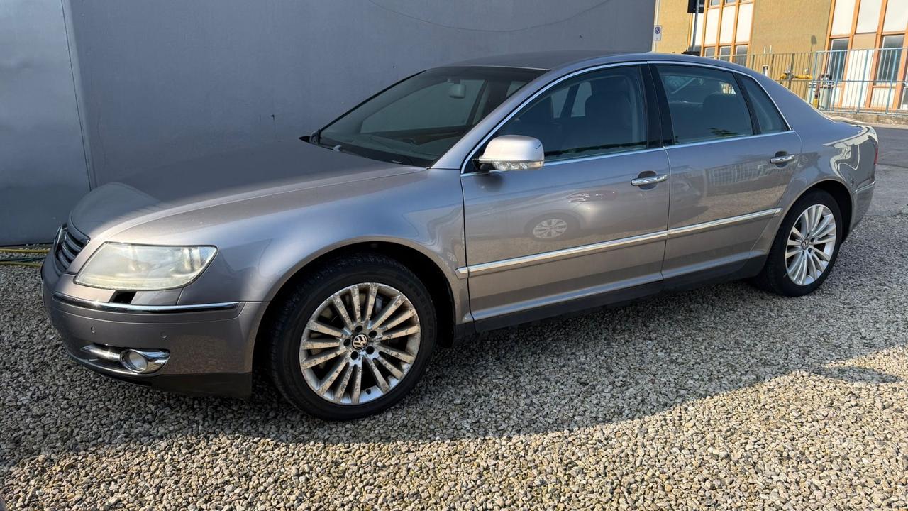 Volkswagen Phaeton 3.0/240 V6 TDI DPF 4mot. tip. 5 posti
