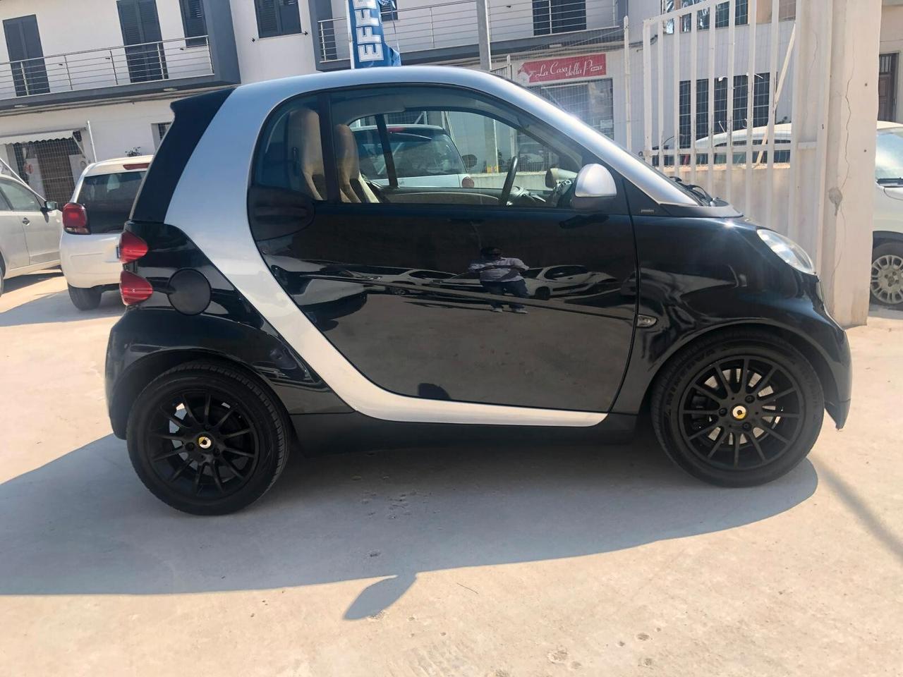 SMART FORTWO 1.0 MHD 71CV PASSION - 2009