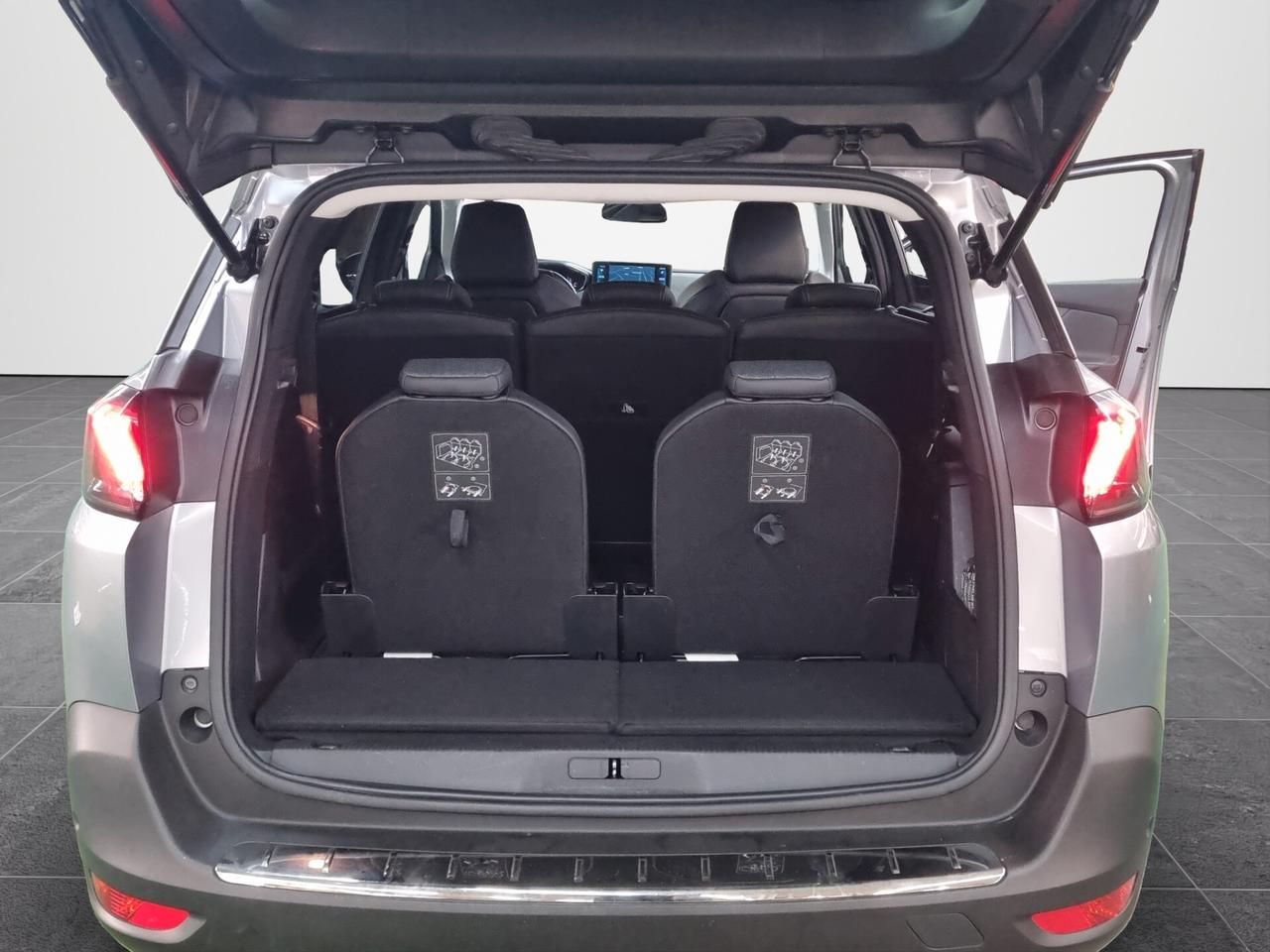 Peugeot 5008 BlueHDi 130 S&S EAT8 Allure Pack 7 POSTI