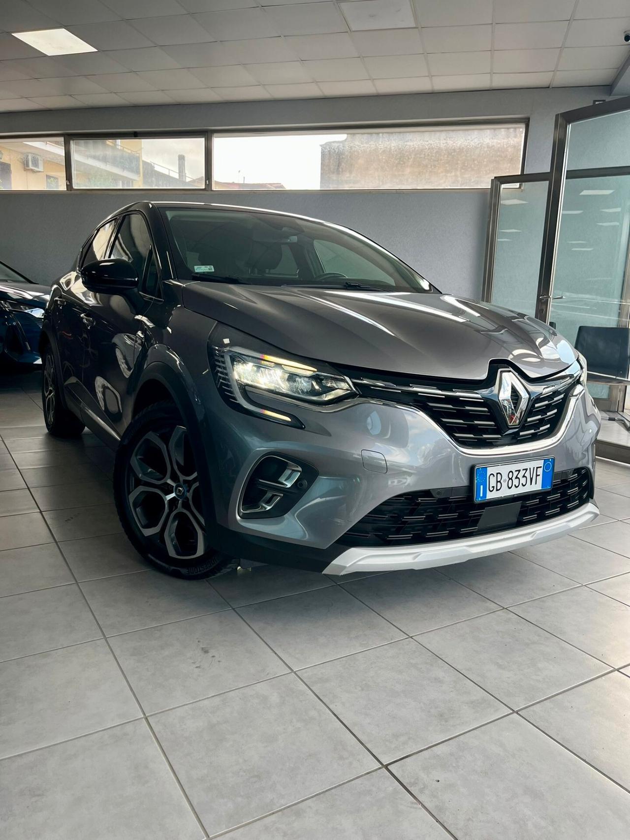 Renault Captur Plug-in Hybrid E-Tech 160 CV Intens