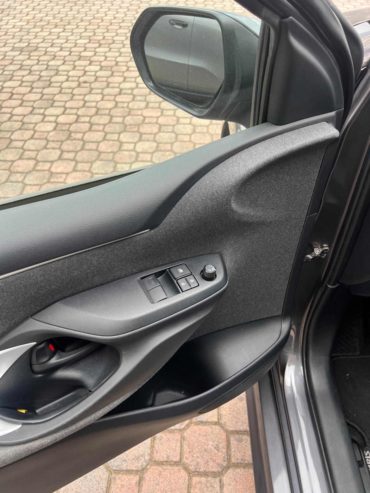 Toyota Yaris 1.5 Hybrid 5 porte Active