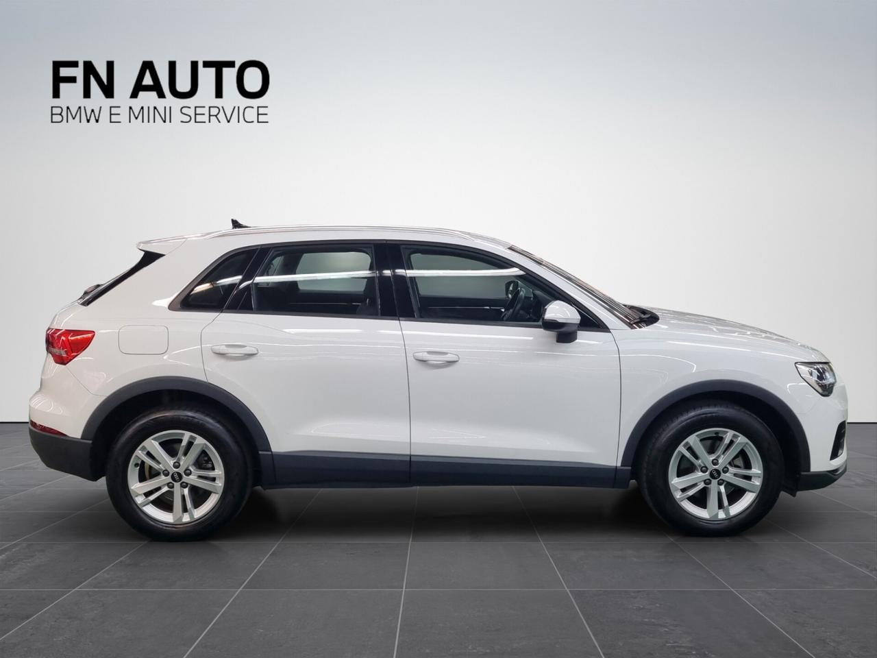 Audi Q3 35 TDI S tronic Business