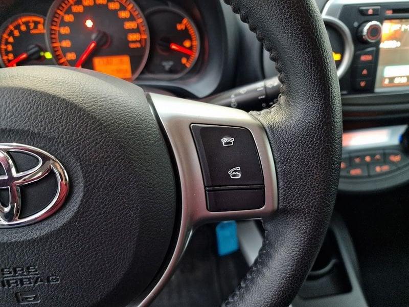 Toyota Yaris Yaris 1.0 5 porte Lounge