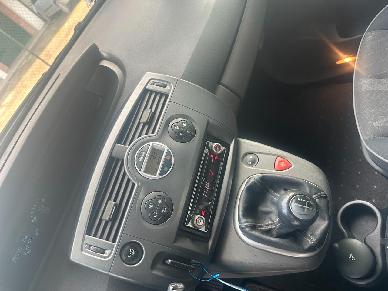 Renault Scenic 1.5 dCi (12 RATE)