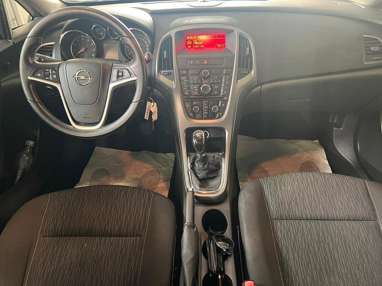 Opel Astra 1,4 gpl-2015