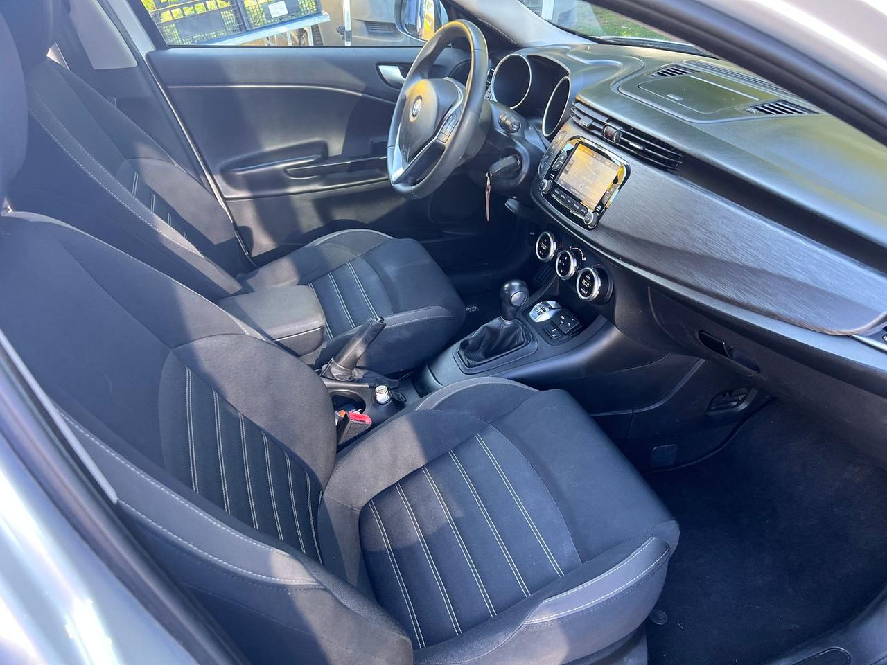Alfa Romeo Giulietta 1 #10906