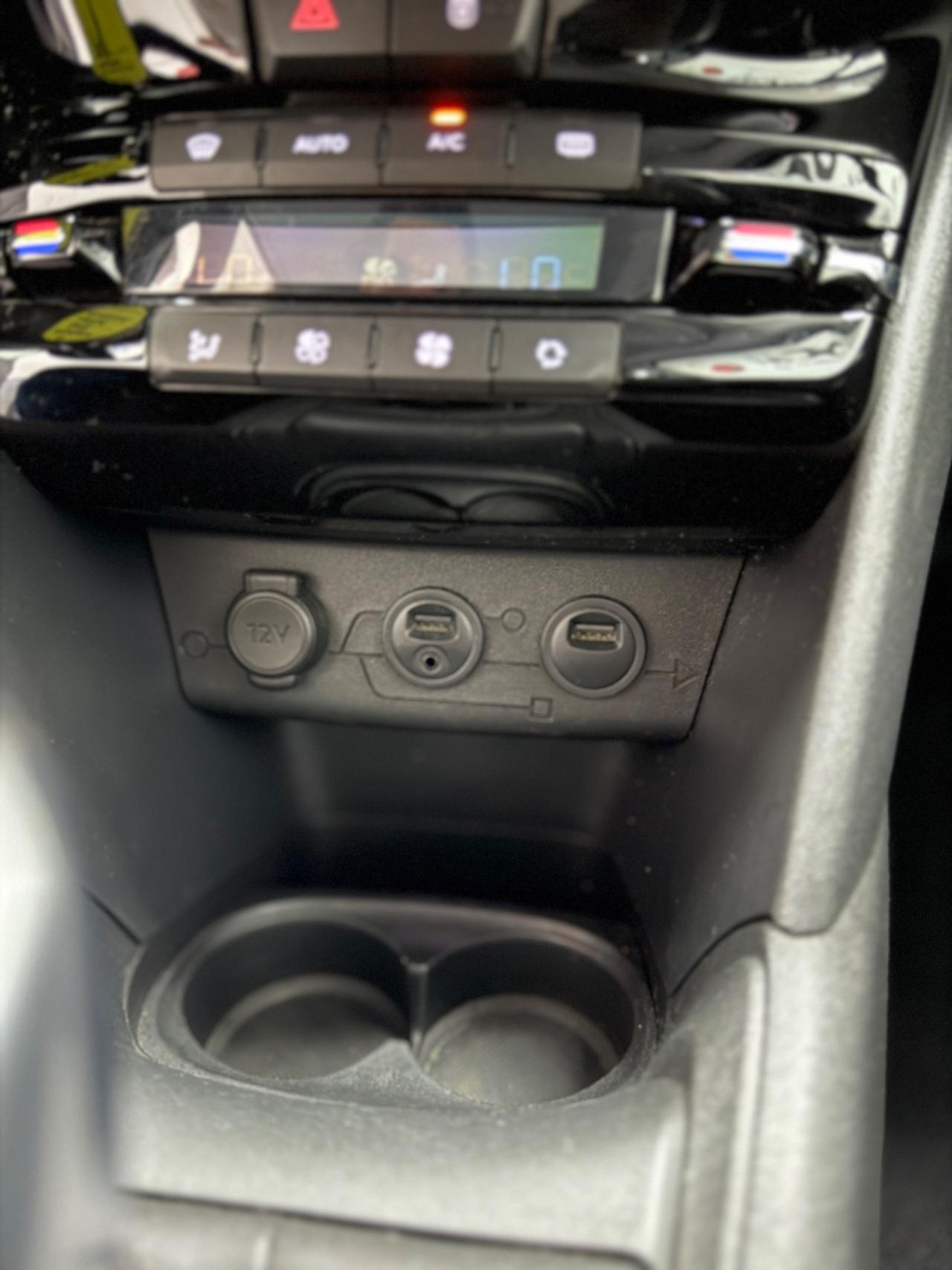 Peugeot 208 1.6 e-HDi 92 CV 3 porte XY 09/2013 EURO 5B NEOPATENTATI