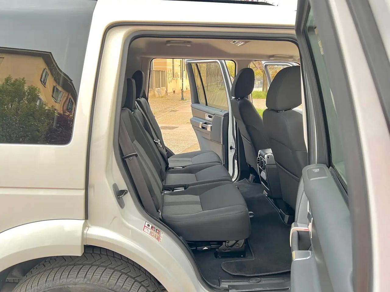 Land Rover Discovery 4 3.0 SDV6 249CV SE