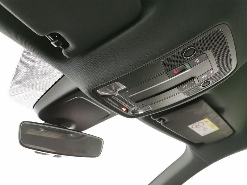 Audi Q3 Sportback 35 2.0 tdi S line edition s-tronic