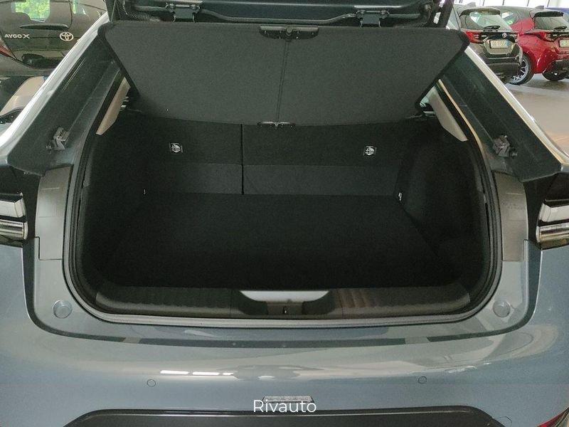 Toyota Prius Plug-in Hybrid Lounge