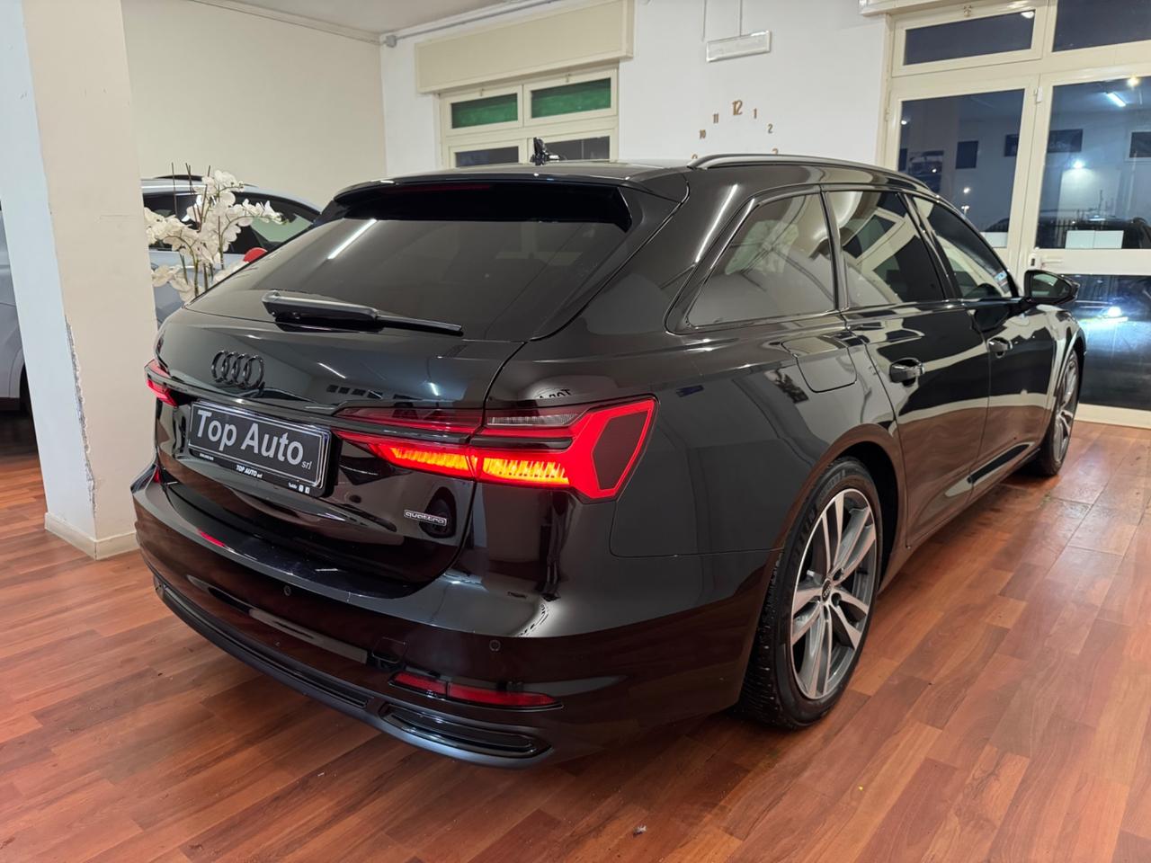 AUDI A6 AVANT 40 2.0 TDI QUATTRO S TRONIC S LINE EDITION