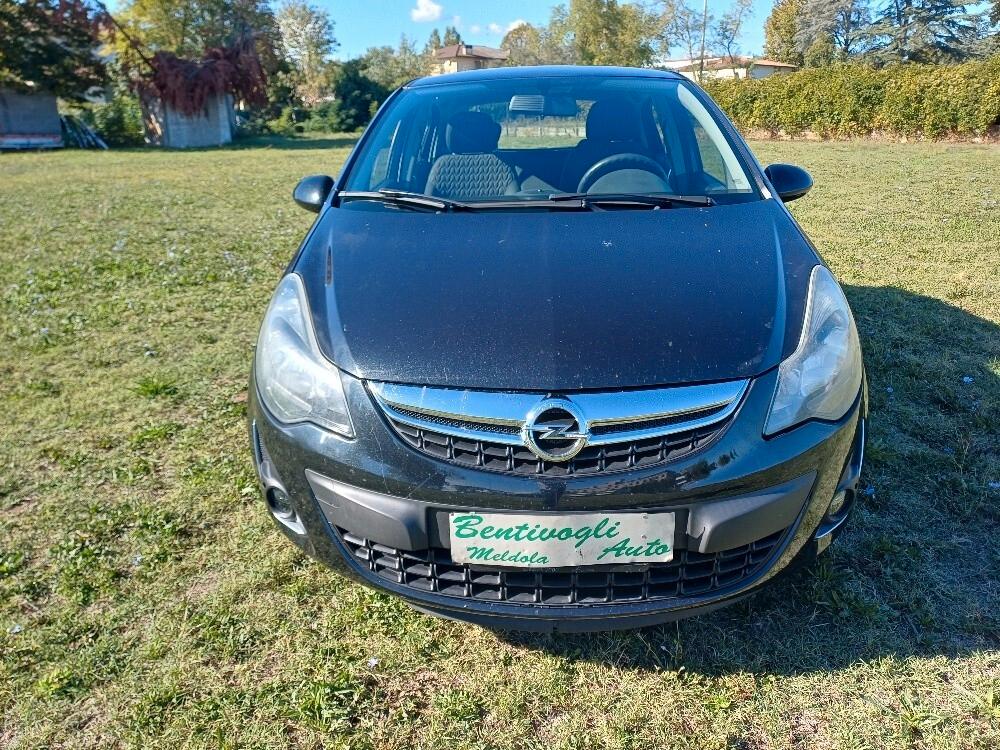Opel Corsa 1.200 5 Porte GPL Tech Km 99.000