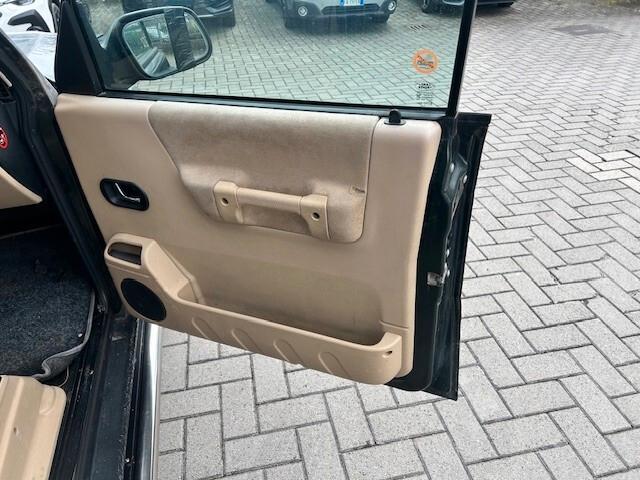 Land Rover Discovery 2.5 Td5 5 porte HSE