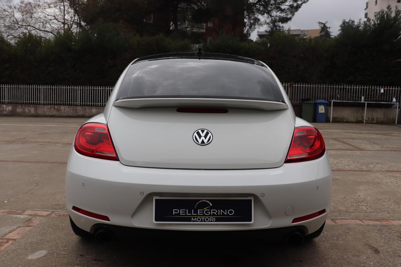 Volkswagen New Beetle Sport 2.0 - 200 CV DSG