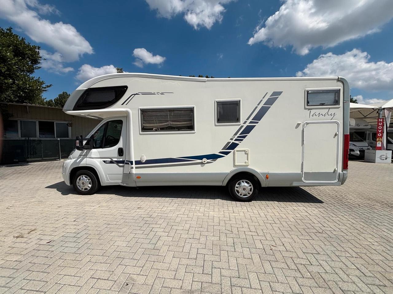 Mclouis TANDY 640 camper