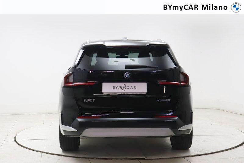 BMW iX1 30 xLine xDrive