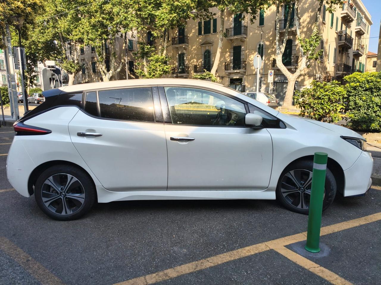 Nissan Leaf ELECTRIC 220 122PPM 62KWH BATTERIA-DI-PROPRIETA 3-ZERO E-PLUS LIMITED EDITION AUTOMATICA