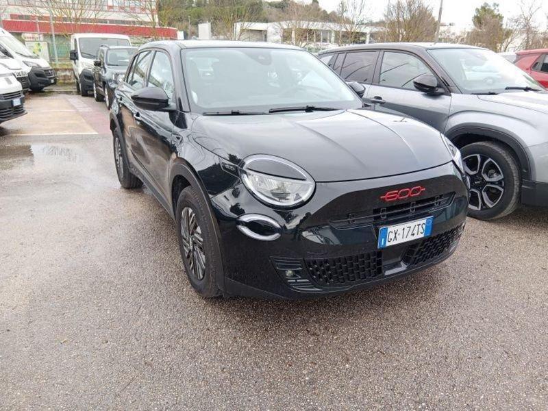 FIAT 600e Elettrica 156cv Red