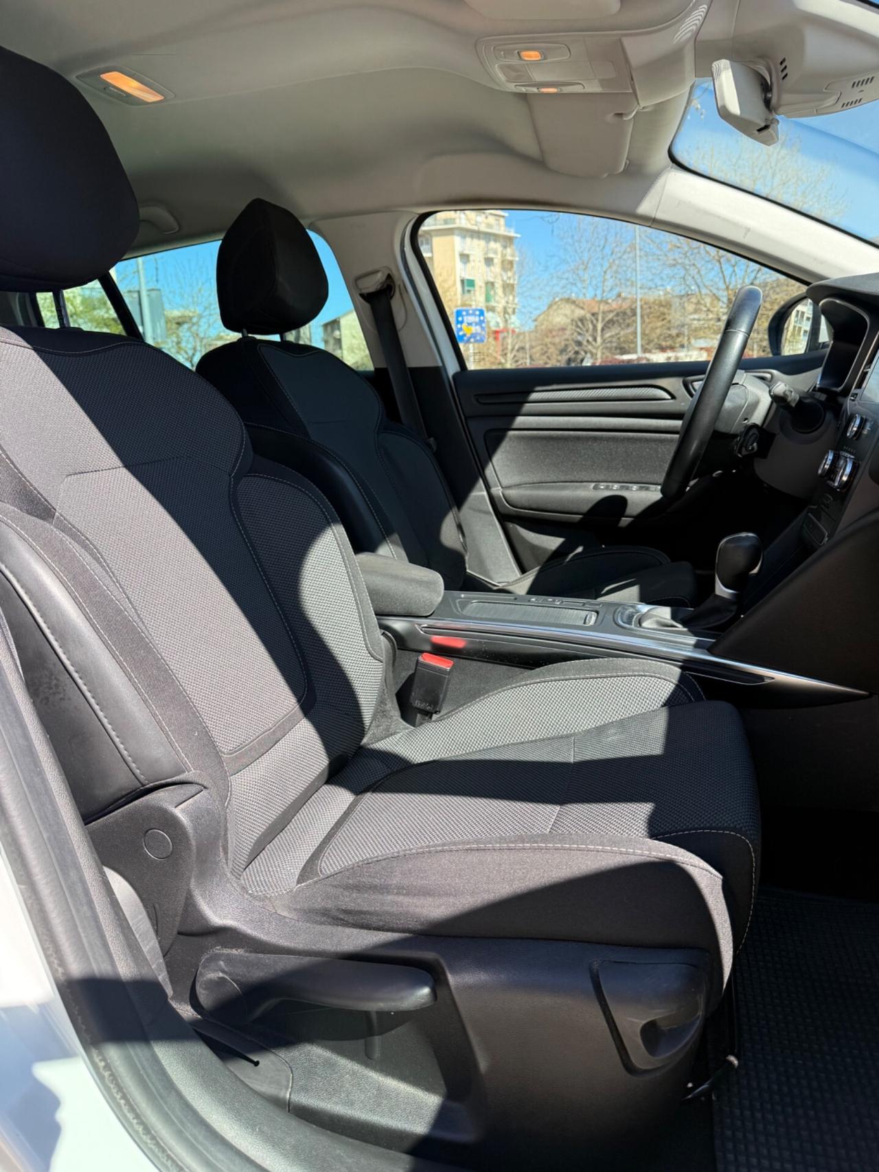 Renault Megane Mégane Sporter Blue dCi 115 CV Intens