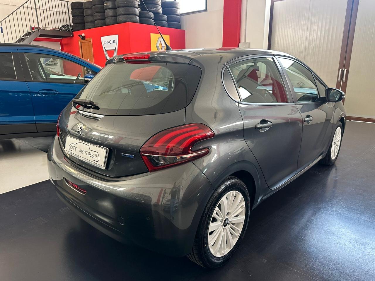 Peugeot 208 BlueHDi 75 5 porte Allure
