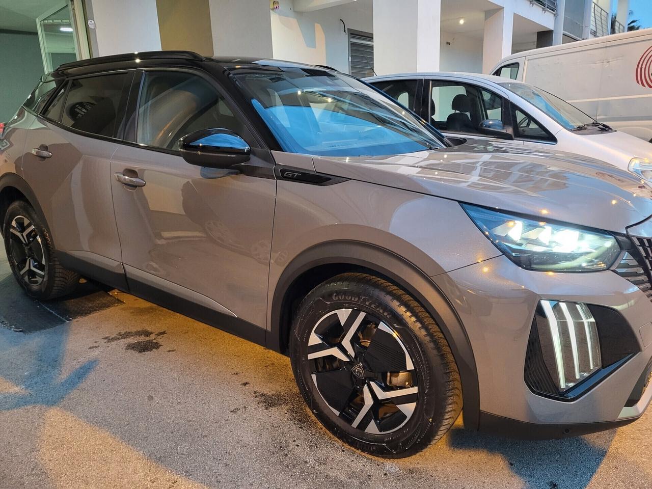 Peugeot 2008 BlueHDi 130 EAT8 GT ANNO 10.2023